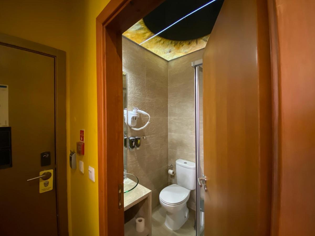 Arty Home In The Heart Of Lisbon , Baixa Chiado Ngoại thất bức ảnh